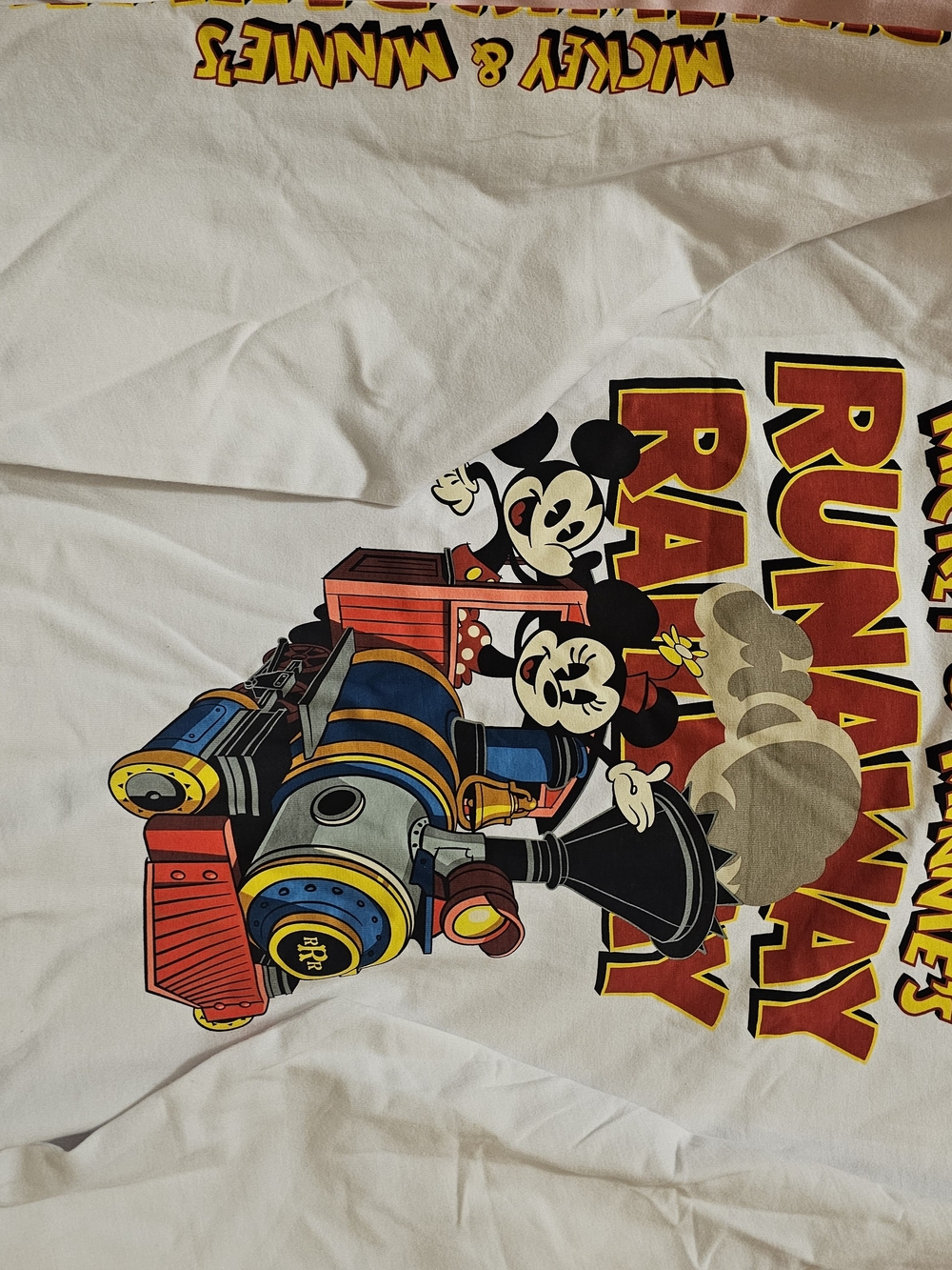 Disney Mickey & Minnie Runaway Railway Graphic Tee White Large NWT